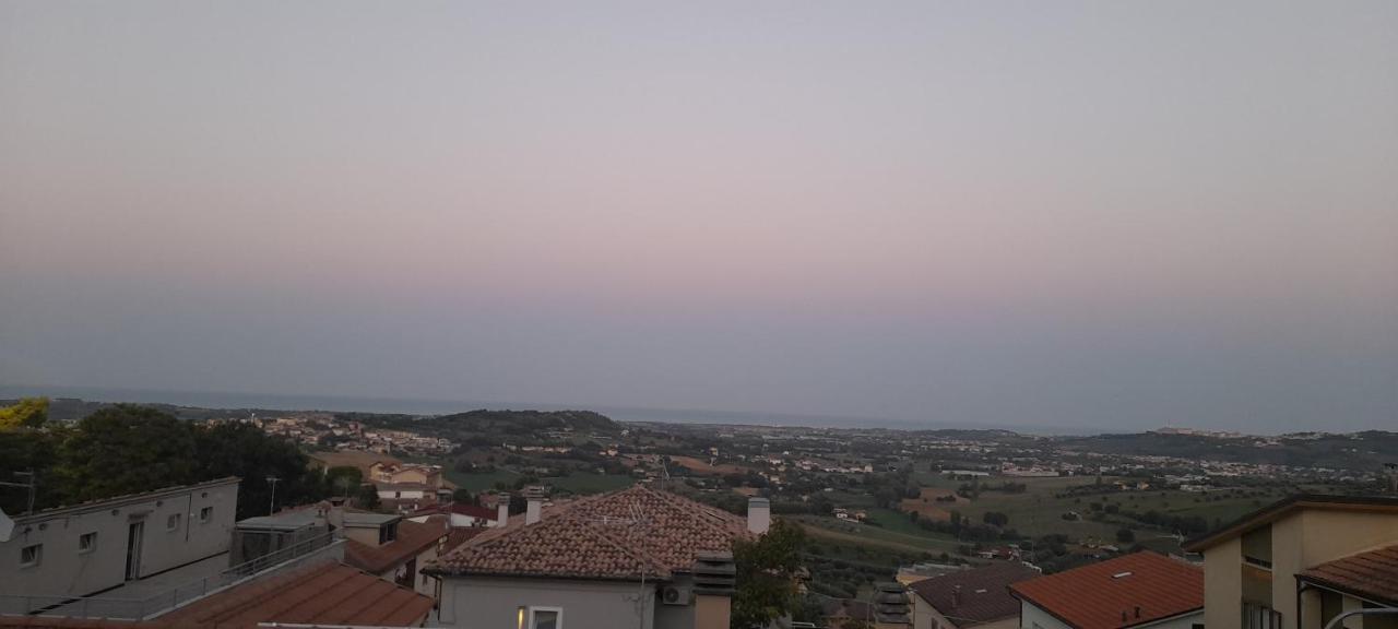 La Dimora Dei Musicisti Bed & Breakfast Castelfidardo Exterior foto